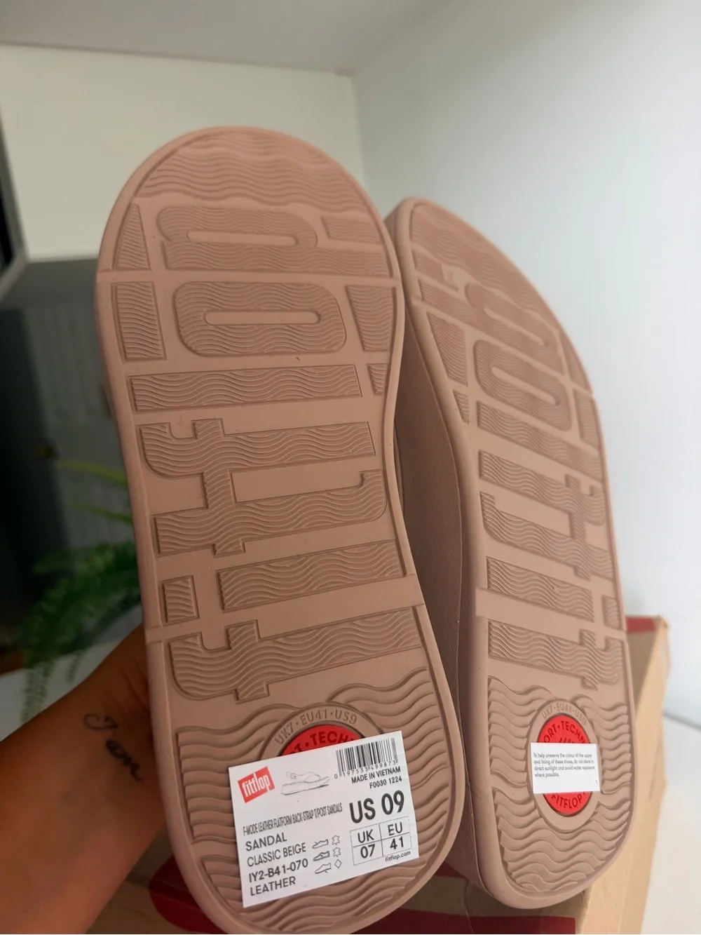 Fitflop F-MODE Leather Flatform Back-Strap Toe-Post Sandals size 9 Classic beige